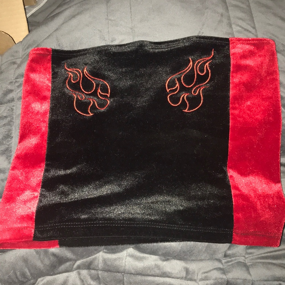 Red and black tube top